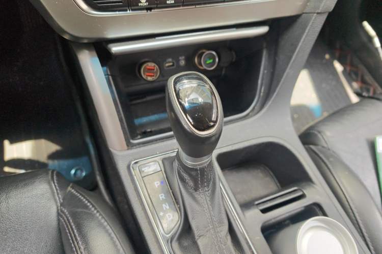 Used Hyundai Sonata 2017 2.0L GLS Smart Model Gear Lever