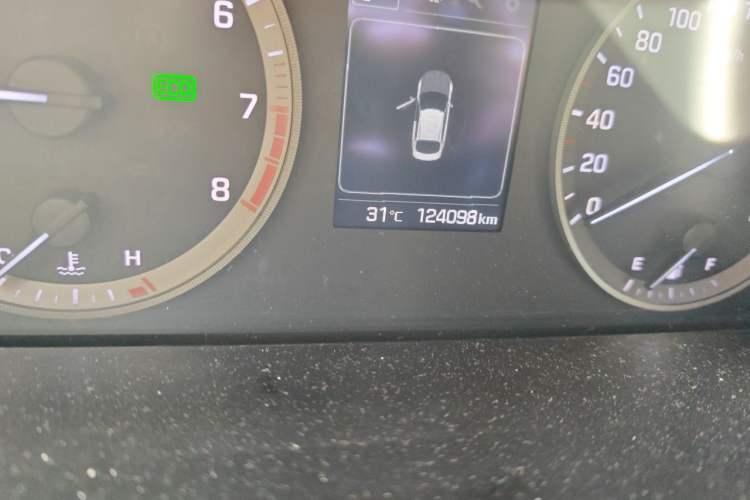 Used Hyundai Sonata 2017 2.0L GLS Smart Model Odometer Close Up