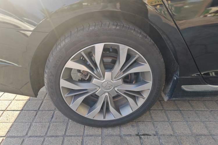 Used Hyundai Sonata 2017 1.6T GLX Leading Model Right Rear Wheel Hub