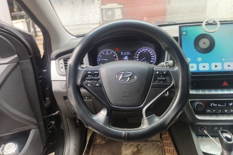 Used Hyundai Sonata 2017 2.0L GLS Smart Model Steering Wheel