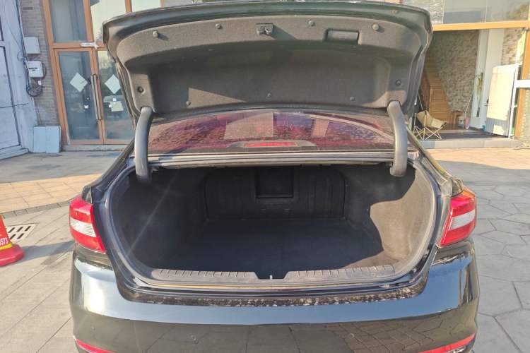 Used Hyundai Sonata 2017 1.6T GLX Leading Model Trunk