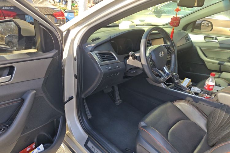 Used Hyundai Sonata 2017 1.6T DLX Prestige Model Driver Seat