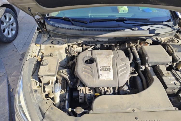 Used Hyundai Sonata 2017 1.6T DLX Prestige Model Engine Bay Right
