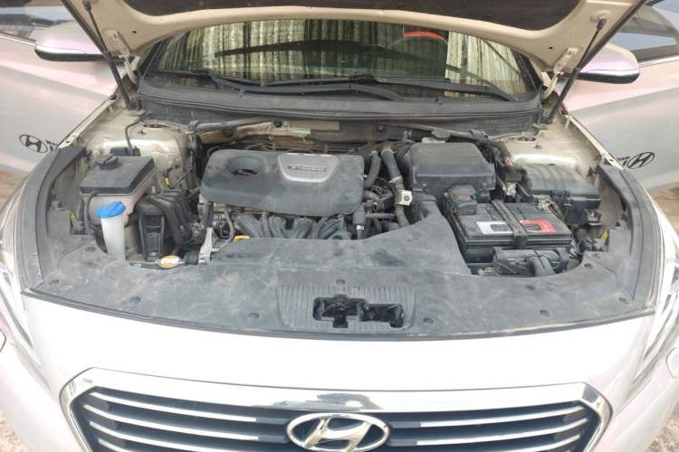 Used Hyundai Sonata 2017 1.6T DLX Prestige Model Engine Bay