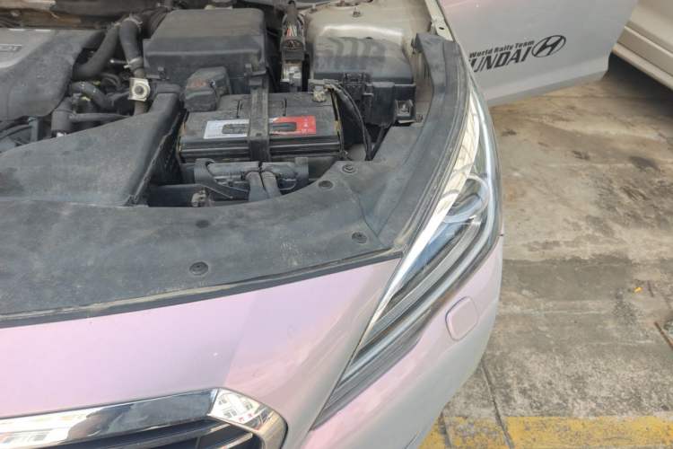 Used Hyundai Sonata 2017 1.6T DLX Prestige Model Engine Bay Left