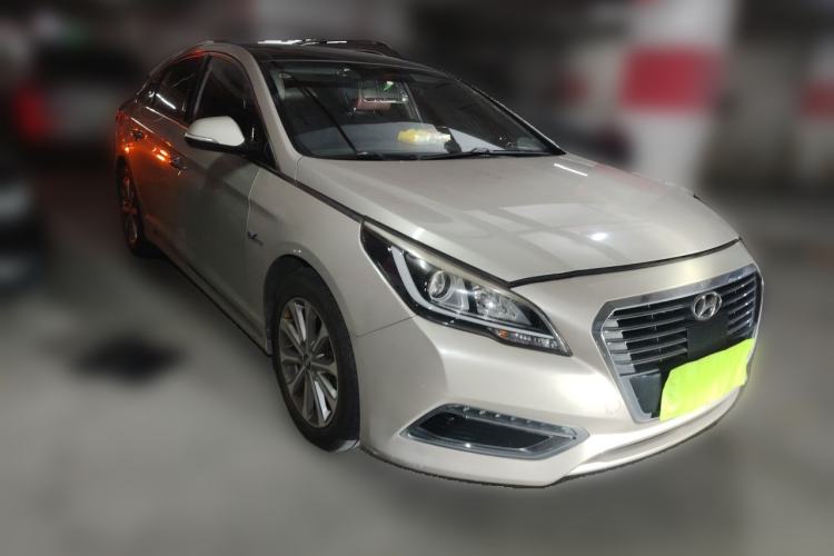 Used Hyundai Sonata 2017 1.6T GLS Smart Model Front Right 45 Deg