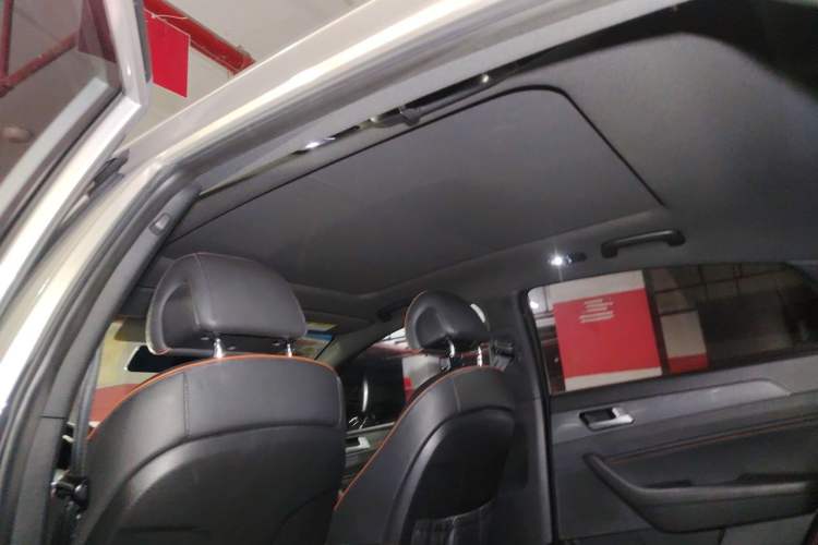 Used Hyundai Sonata 2017 1.6T GLS Smart Model Headliner