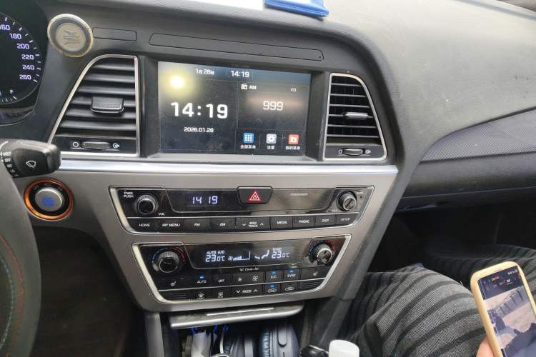 Used Hyundai Sonata 2017 1.6T GLS Smart Model Audio And AC Panel