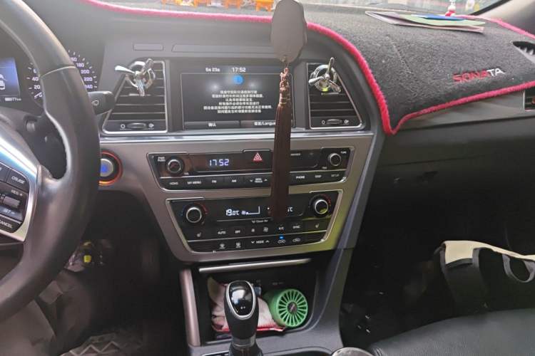 Used Hyundai Sonata 2017 1.6T GLS Smart Model Audio And AC Panel