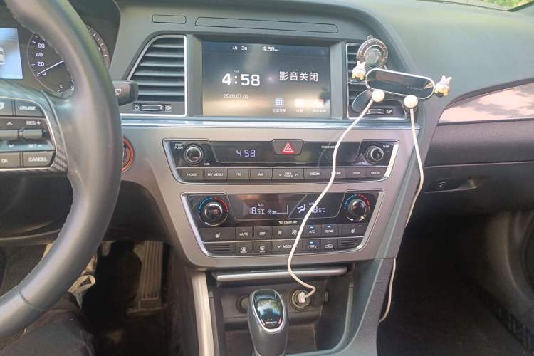Used Hyundai Sonata 2017 1.6T GLS Smart Model Audio And AC Panel
