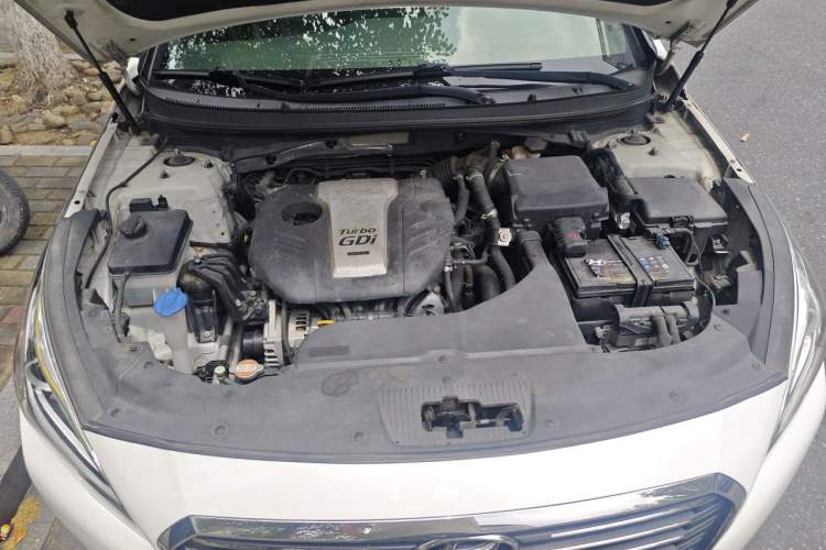 Used Hyundai Sonata 2017 1.6T GLS Smart Model Engine Bay