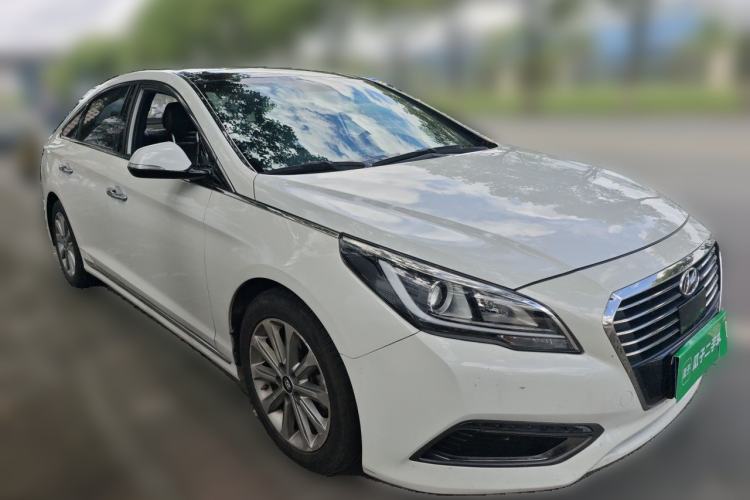 Used Hyundai Sonata 2017 1.6T GLS Smart Model Front Right 45 Deg