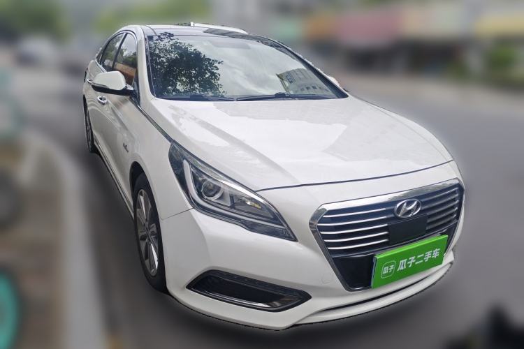 Used Hyundai Sonata 2017 1.6T GLS Smart Model Front Right 45 Deg