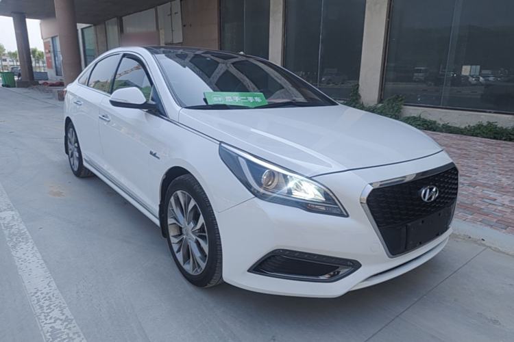 Used Hyundai Sonata 2017 1.6T GLX Leading Model Front Right 45 Deg