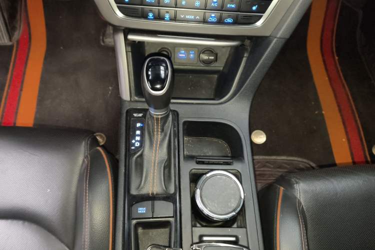 Used Hyundai Sonata 2017 1.6T GLS Smart Model Gear Lever