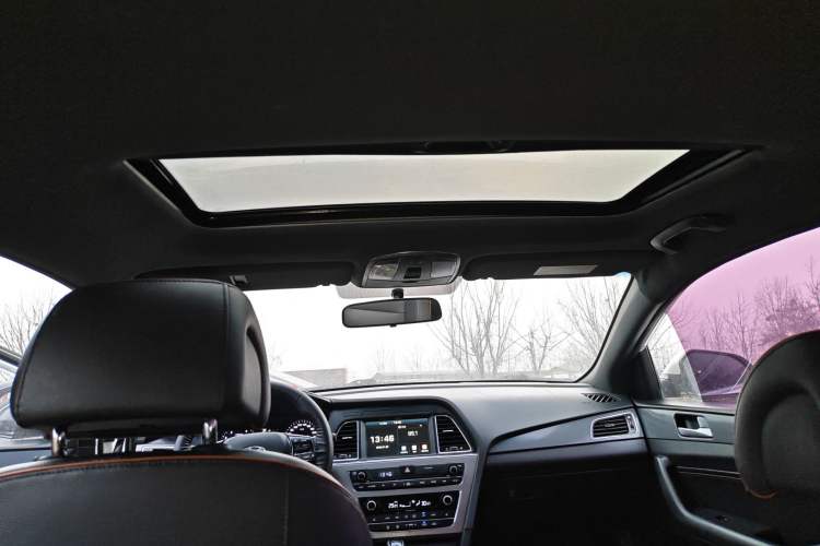 Used Hyundai Sonata 2017 1.6T GLS Smart Model Headliner