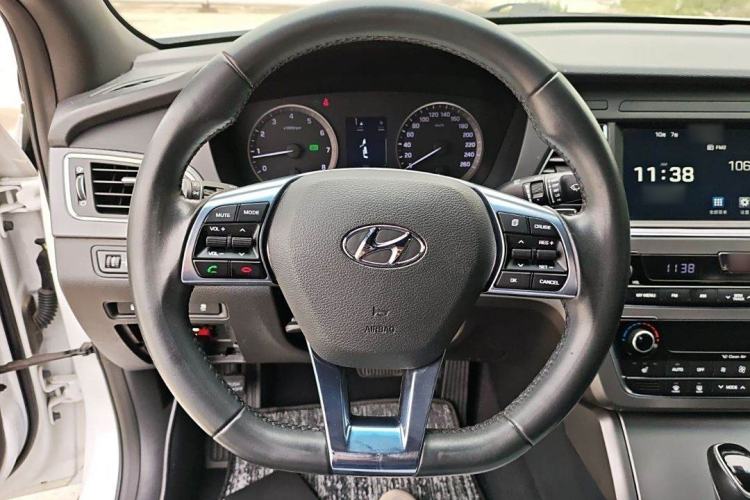 Used Hyundai Sonata 2017 1.6T GLS Smart Model Interior 1
