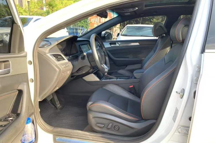 Used Hyundai Sonata 2017 1.6T GLS Smart Model Interior 2