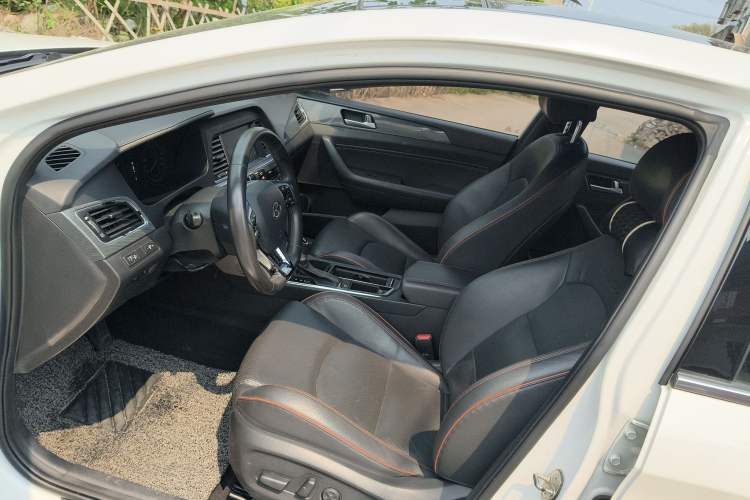 Used Hyundai Sonata 2017 1.6T GLS Smart Model Interior 2