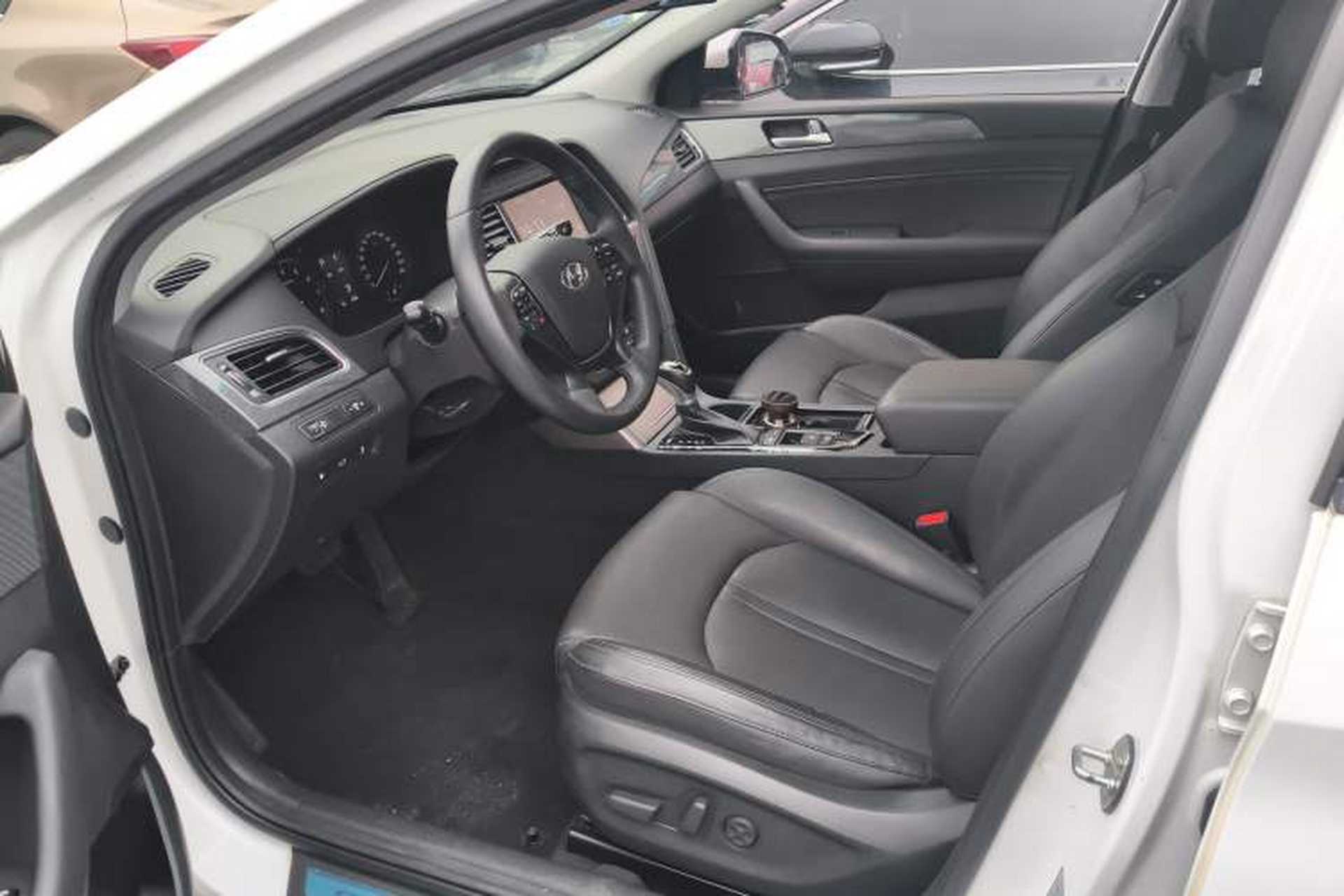 Used Hyundai Sonata 2017 2.4L DLX Premium Model Left Front Seat