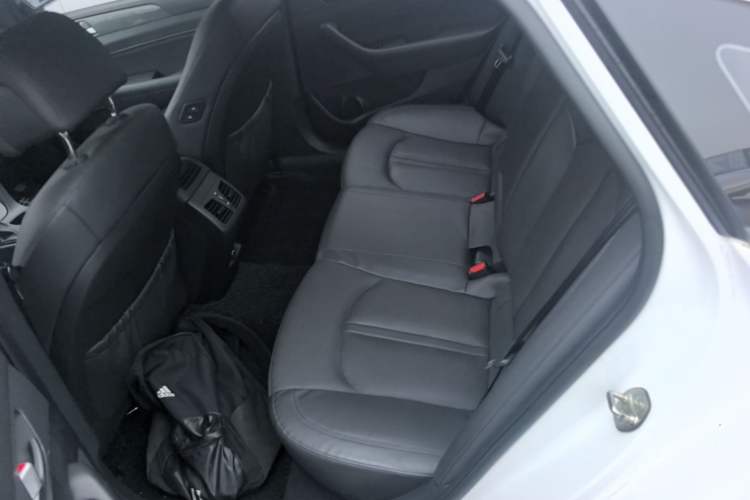 Used Hyundai Sonata 2017 2.4L DLX Premium Model Left Rear Seat