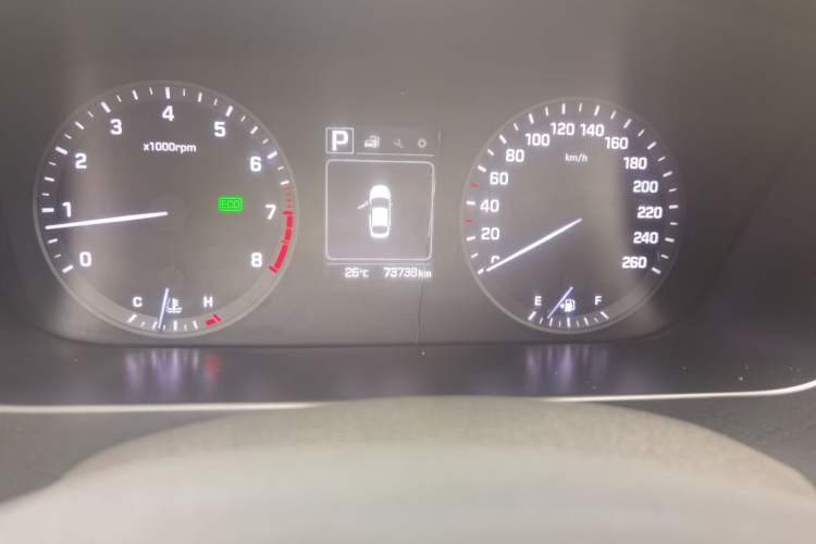 Used Hyundai Sonata 2017 1.6T GLS Smart Model Odometer Close Up