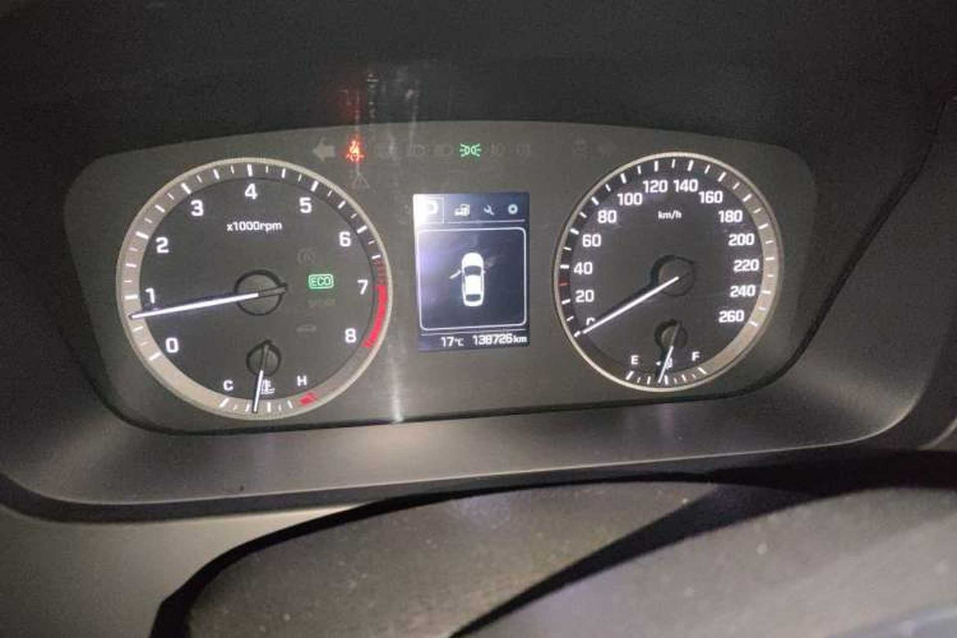 Used Hyundai Sonata 2017 1.6T GLS Smart Model Odometer Close Up
