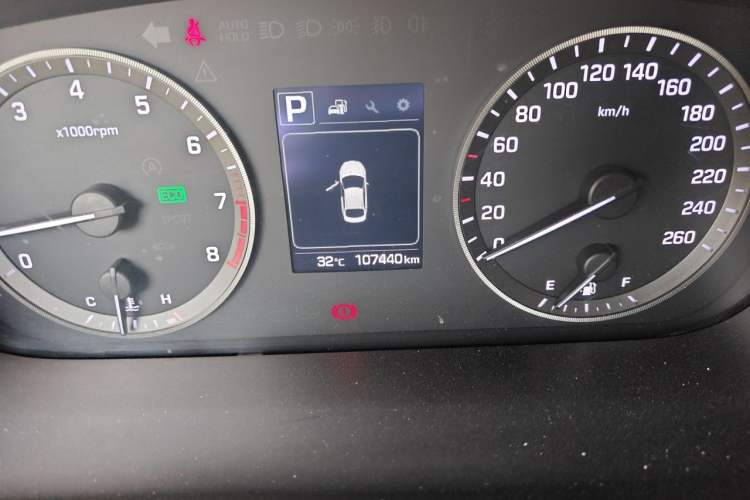 Used Hyundai Sonata 2017 1.6T GLS Smart Model Odometer Close Up