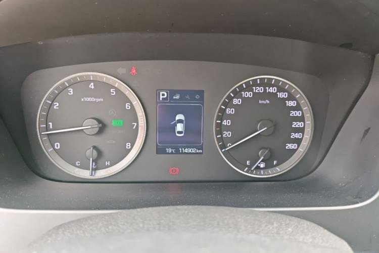 Used Hyundai Sonata 2017 1.6T GLS Smart Model Odometer Close Up