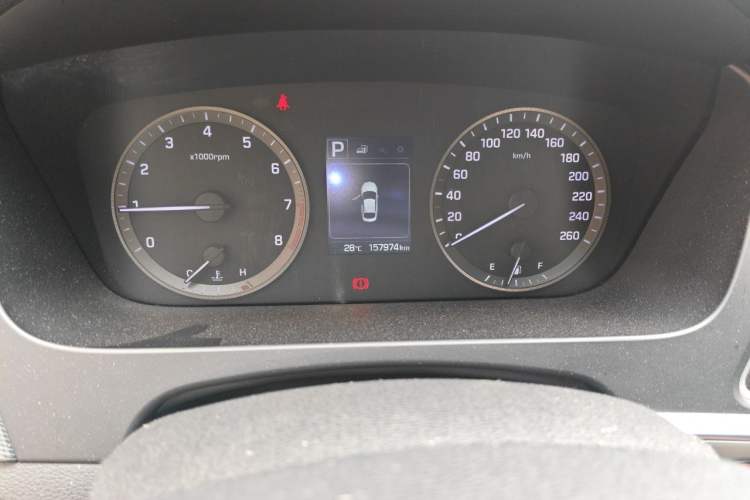Used Hyundai Sonata 2017 1.6T GLS Smart Model Odometer Close Up