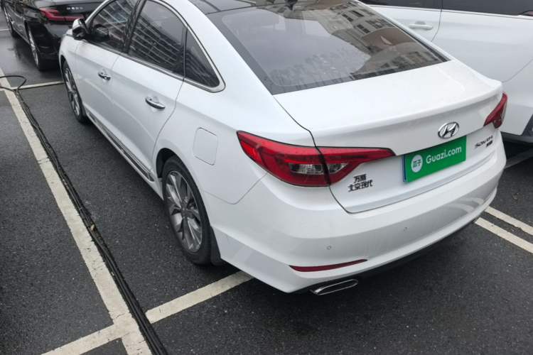 Used Hyundai Sonata 2017 2.4L DLX Premium Model Rear Left 45 Deg