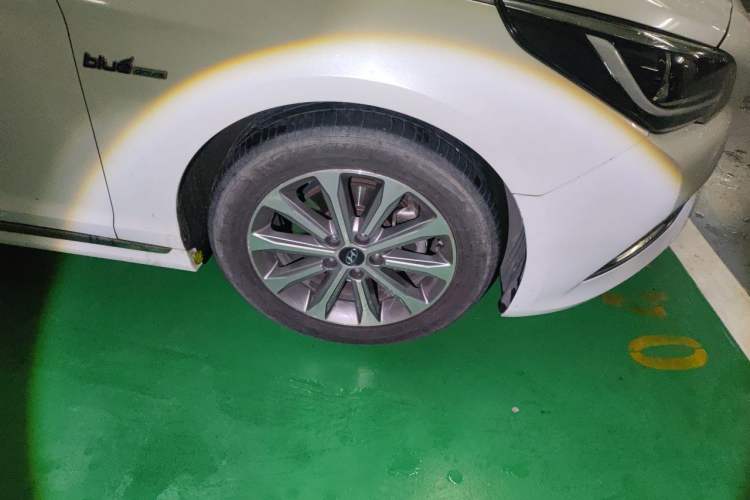 Used Hyundai Sonata 2017 1.6T GLS Smart Model Right Front Wheel Hub