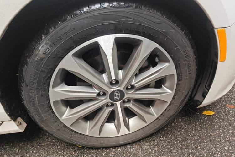 Used Hyundai Sonata 2017 1.6T GLS Smart Model Right Front Wheel Hub