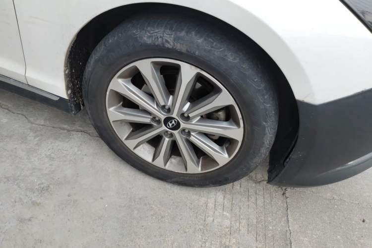 Used Hyundai Sonata 2017 1.6T GLS Smart Model Right Front Wheel Hub