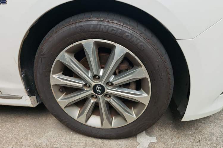 Used Hyundai Sonata 2017 1.6T GS Fashion Edition Right Front Wheel Hub
