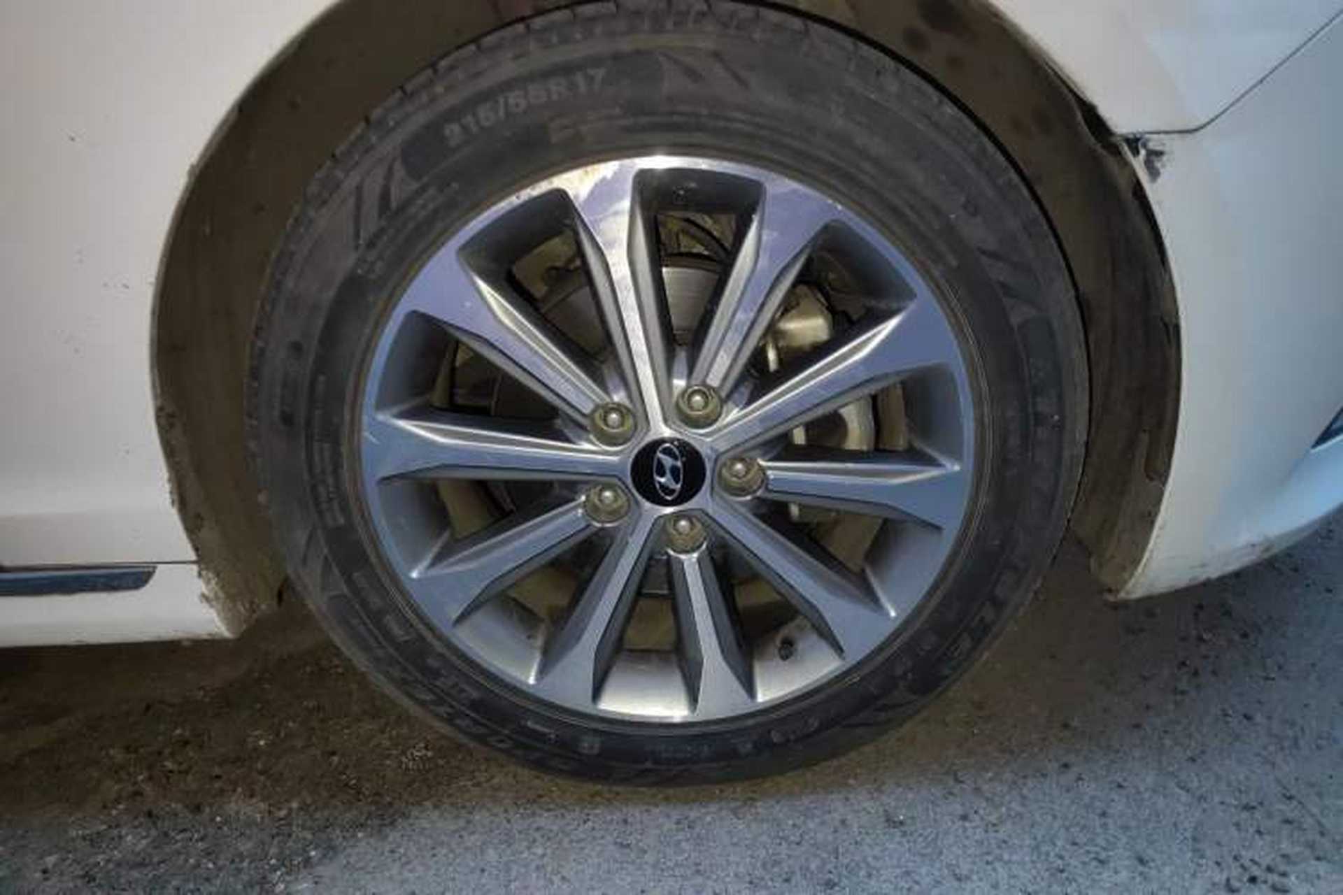 Used Hyundai Sonata 2017 1.6T GLS Smart Model Right Front Wheel Hub