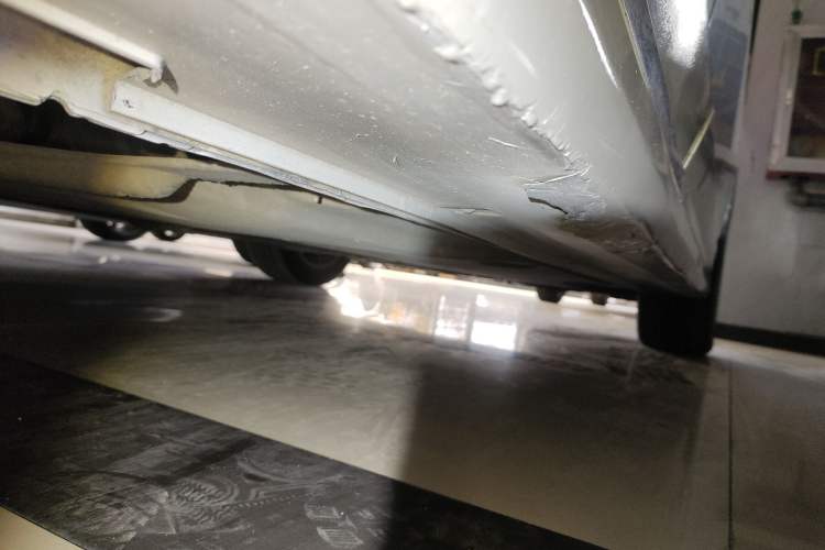 Used Hyundai Sonata 2017 1.6T GLS Smart Model Right Side Sill