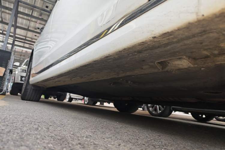 Used Hyundai Sonata 2017 1.6T GLS Smart Model Right Side Sill