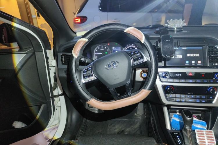 Used Hyundai Sonata 2017 1.6T GLS Smart Model Steering Wheel