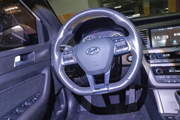 Used Hyundai Sonata 2017 1.6T GLX Leading Model Steering Wheel