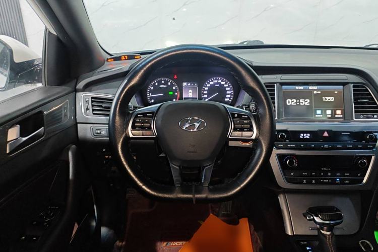 Used Hyundai Sonata 2017 1.6T GLS Smart Model Steering Wheel
