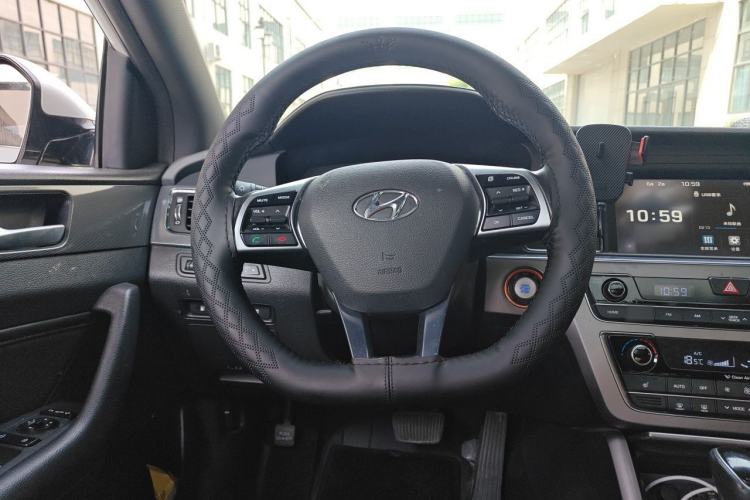 Used Hyundai Sonata 2017 1.6T GLS Smart Model Steering Wheel