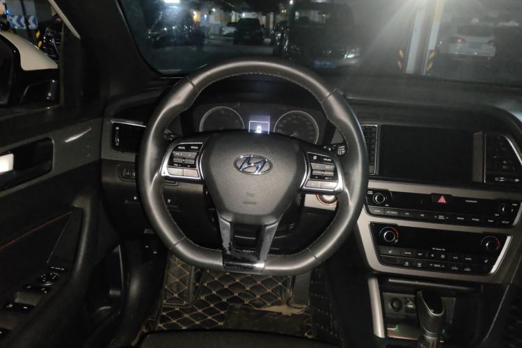 Used Hyundai Sonata 2017 1.6T GLS Smart Model Steering Wheel