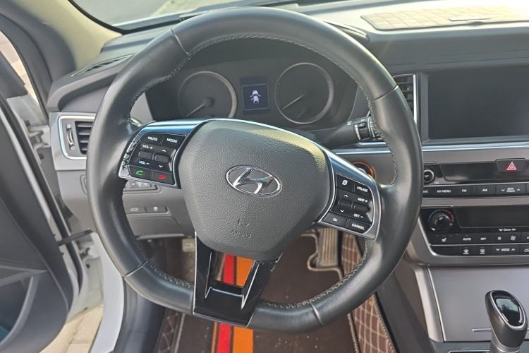 Used Hyundai Sonata 2017 1.6T GLS Smart Model Steering Wheel