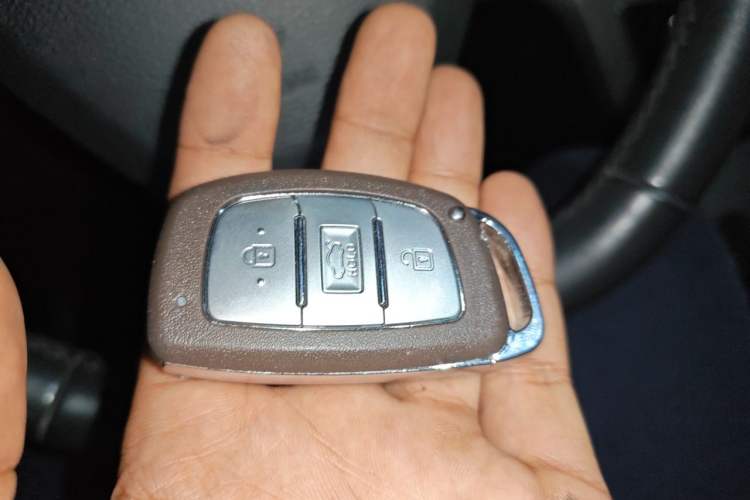 Used Hyundai Sonata 2017 1.6T GLX Leading Model Vehicle Key