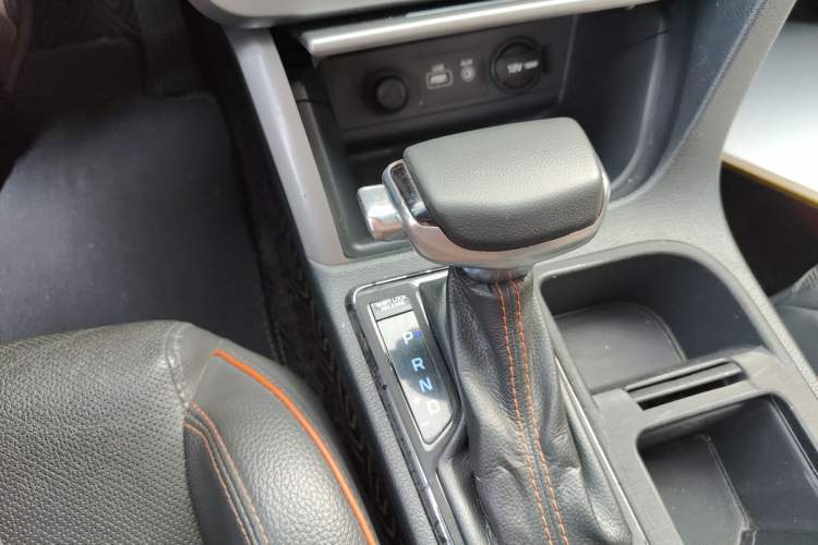 Used Hyundai Sonata 2017 1.6T GLS Smart Model Gear Lever