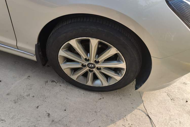 Used Hyundai Sonata 2017 1.6T GLS Smart Model Right Front Wheel Hub
