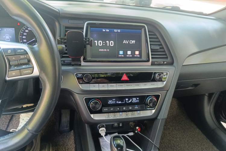 Used Hyundai Sonata 2018 2.0T GLS Smart Version China V Standard Audio And AC Panel