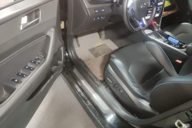 Used Hyundai Sonata 2018 2.0T GLS Smart Version China V Standard Driver Seat