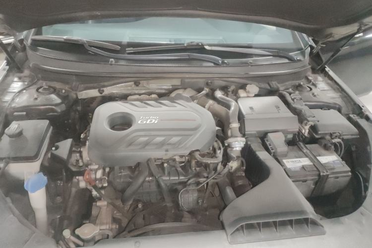 Used Hyundai Sonata 2018 2.0T GLS Smart Version China V Standard Engine Bay